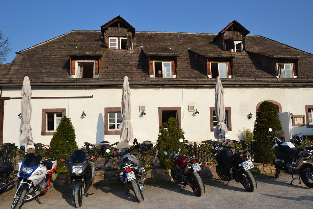 Hotel Tonenburg à Höxter Extérieur photo